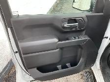 2022 Chevrolet Silverado 1500 Custom - Photo 16