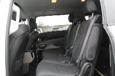 2025 Kia Carnival LX - Photo 7