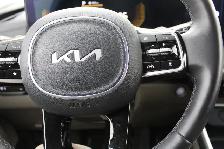 2025 Kia Carnival LX - Photo 18