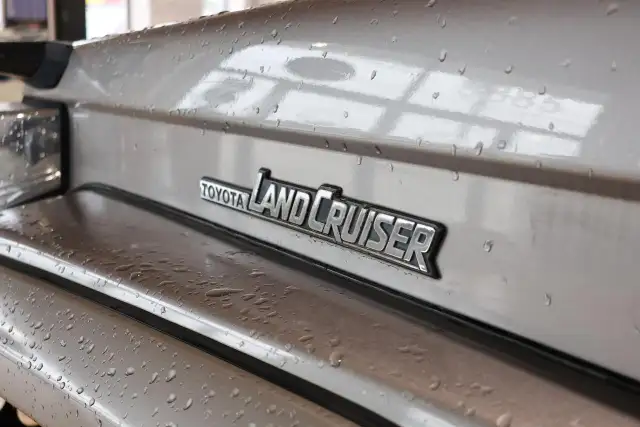 2000 Toyota Land Cruiser 70 SERIES 1HZ 4.2L DIESEL AUTO - Photo 7