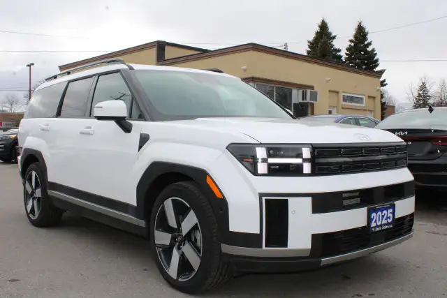 2025 Hyundai Santa Fe Luxury