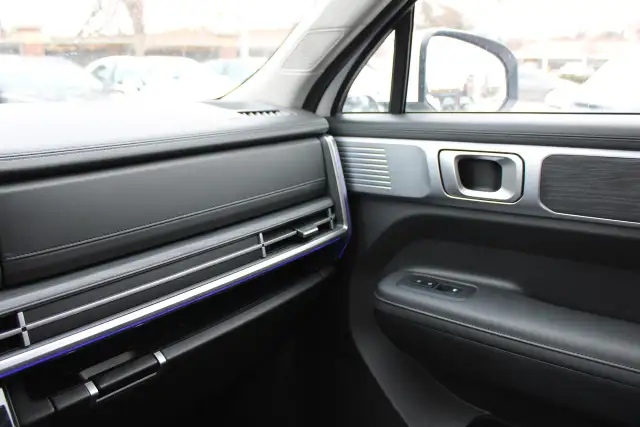 2025 Hyundai Santa Fe Luxury - Photo 10