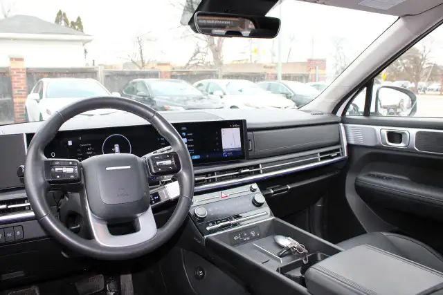 2025 Hyundai Santa Fe Luxury - Photo 11