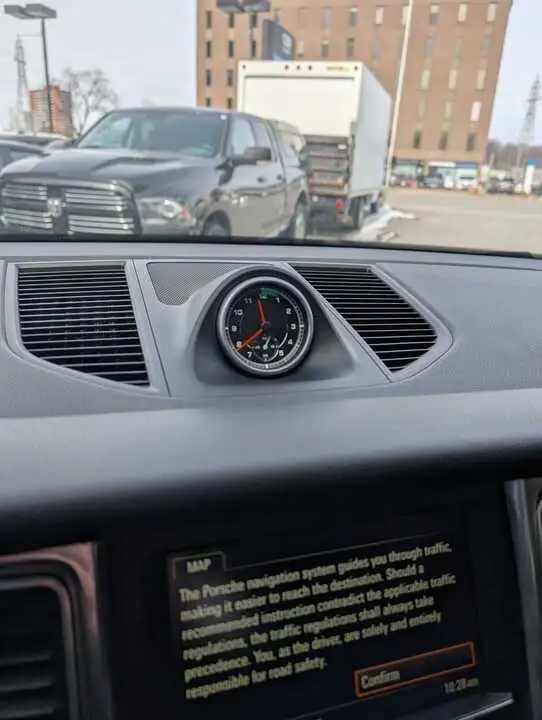 2016 Porsche Macan S - Photo 4