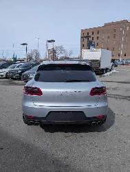 2016 Porsche Macan S - Photo 12