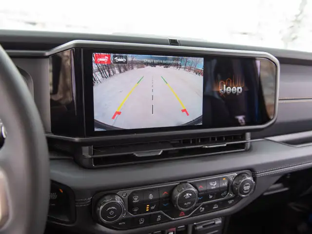 2026 Jeep Wrangler Sahara - Photo 19