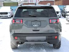 2026 Jeep Cherokee Laredo - Photo 4