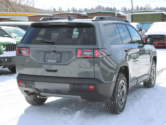 2026 Jeep Cherokee Laredo - Photo 5