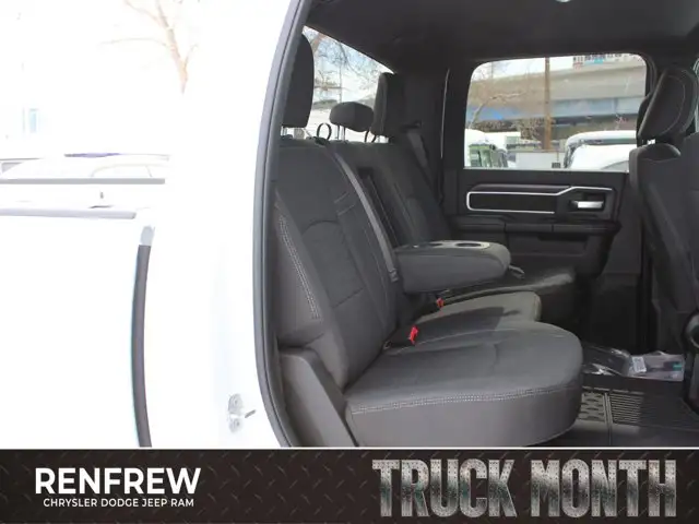 2026 Ram 3500 Big Horn - Photo 10