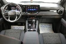 2025 Chevrolet Colorado Z71 4WD (2.7L Turbo) Midnight - Photo 8