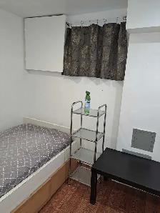 Private Room For Girl