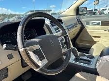 2009 Lincoln MKX AWD 4DR SUNROOF / HEATED SEATS / COOLED SEATS / - Photo 9