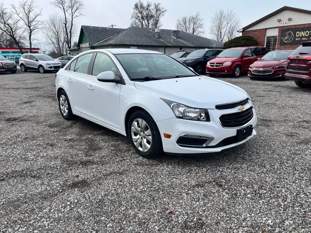 2016 Chevrolet Cruze LT - Photo 4