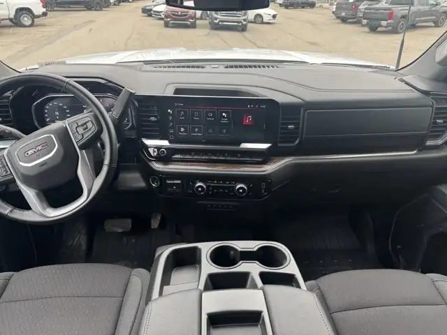 2025 GMC Sierra 3500HD SLE - Photo 12