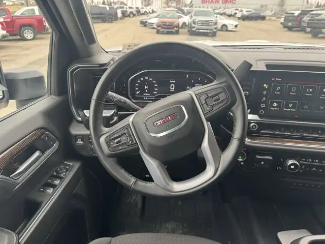 2025 GMC Sierra 3500HD SLE - Photo 13