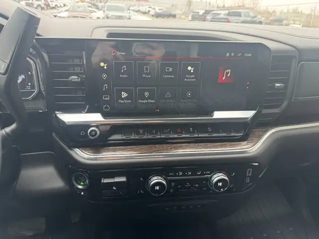 2025 GMC Sierra 3500HD SLE - Photo 18