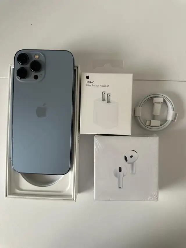 iPhone 13 Pro Max 256GB AirPods & Fast Charger