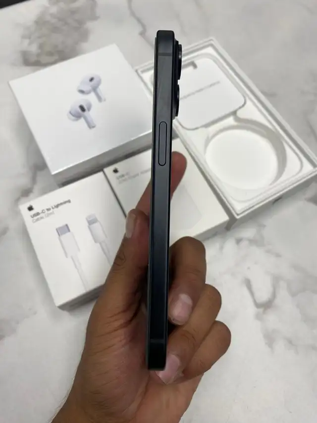 iPhone 15 128GB 89% batt AirPods Pkg/Delivery - Photo 5