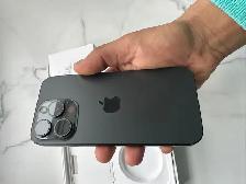 iPhone 15 Pro 128gb 80% batteryAirpods/Fast Charger/Delivery - Photo 2