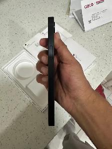 iPhone 16e 128gb Airpods/Fast Charger/Delivery - Photo 9