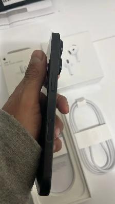 iPhone 16 Pro 128gb Airpods/Fast Charger/Delivery - Photo 4