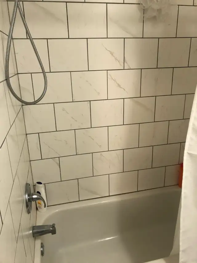 4 1/2 Rénové - Photo 3