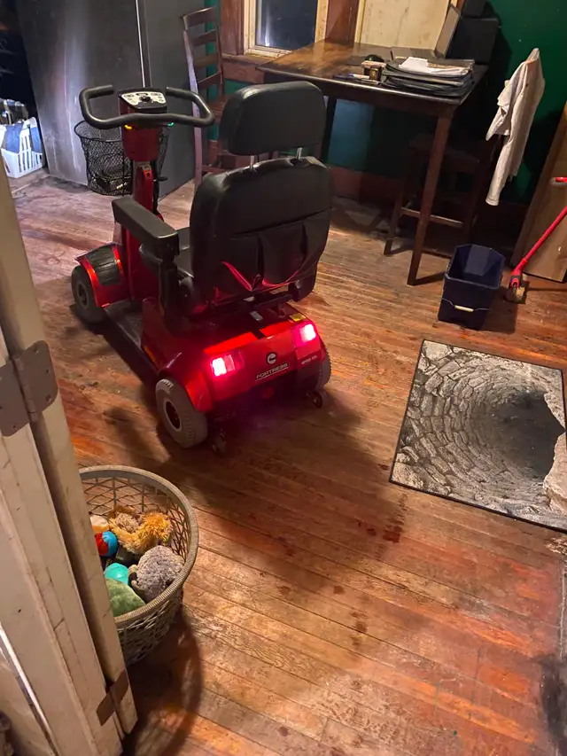 FORTRESS 1700 TA $650 - Photo 2