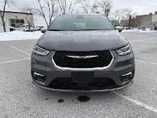 2023 Chrysler Pacifica Hybrid Pinnacle 2WD for sale - Photo 2