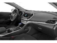 2018 Chevrolet Volt LT - Photo 11