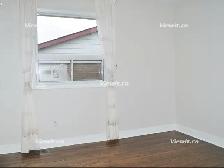 3 Bedroom unit in main house - Photo 7