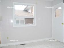 3 Bedroom unit in main house - Photo 12