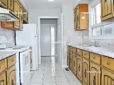 3 Bedroom unit in main house - Photo 16