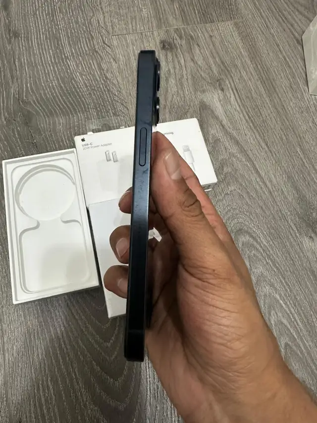 iPhone 13 MINI 512GB - Mint Condition! - Photo 4