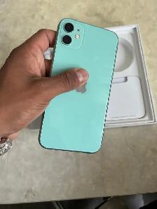 iPhone 11 256GB Unlocked - Excellent Condition! - Photo 2