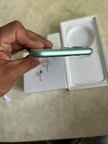 iPhone 11 256GB Unlocked - Excellent Condition! - Photo 6