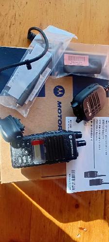 Motorola XPR3500E NEW. Complete.