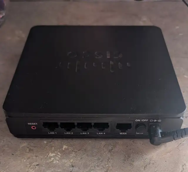 Routeur VPN Cisco RV180 – Testé - pour PME / Bureau - Photo 3