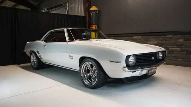 1969 Chevrolet Camaro - 427, 4 speed, Power Steer, Power Disc