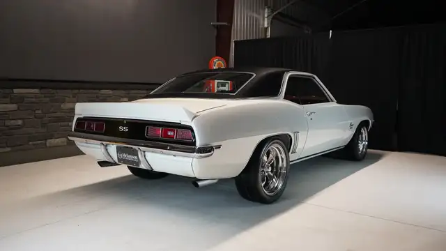 1969 Chevrolet Camaro - 427, 4 speed, Power Steer, Power Disc - Photo 6