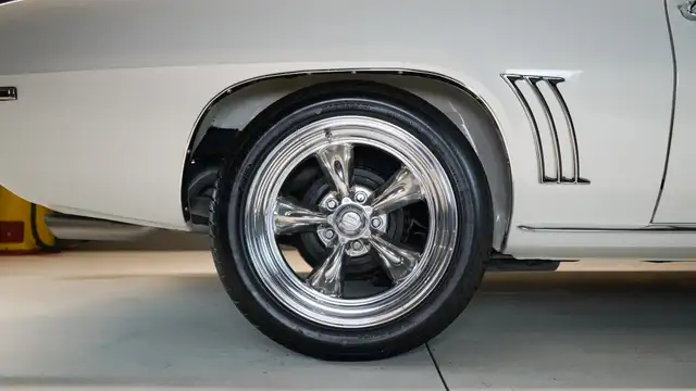 1969 Chevrolet Camaro - 427, 4 speed, Power Steer, Power Disc - Photo 25