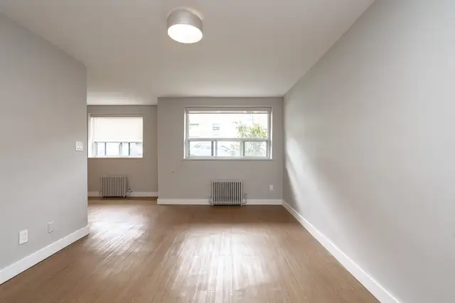 renovated one bedroom, broadview and mortimer - ID 1242 - Photo 3