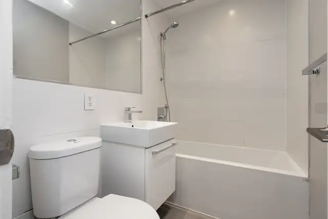 renovated one bedroom, broadview and mortimer - ID 1242 - Photo 7