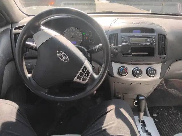 Hyundai Elantra 2007  AUTOMATIC  2900$ - Photo 4