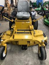 COMMERCIAL ZERO TURN LAWNMOWER