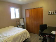 Queen's Students – 2 Bedroom Apartment – Available May 1 - Photo 7