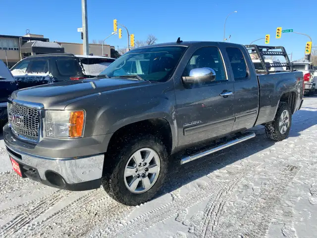 4x4 ~ 2013 GMC Sierra 1500 ~ 6 PASSENGER & SAFETIED