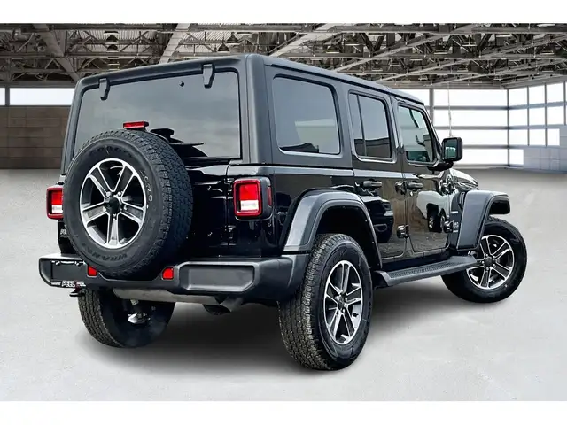 2023 Jeep Wrangler Sahara | Heated Cloth Seats | Alpine | NAV | - Photo 2