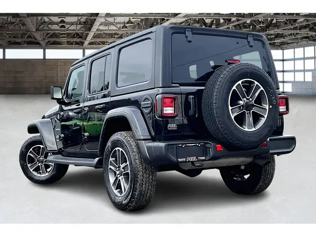 2023 Jeep Wrangler Sahara | Heated Cloth Seats | Alpine | NAV | - Photo 12