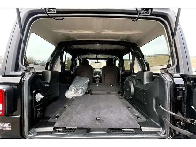 2023 Jeep Wrangler Sahara | Heated Cloth Seats | Alpine | NAV | - Photo 28
