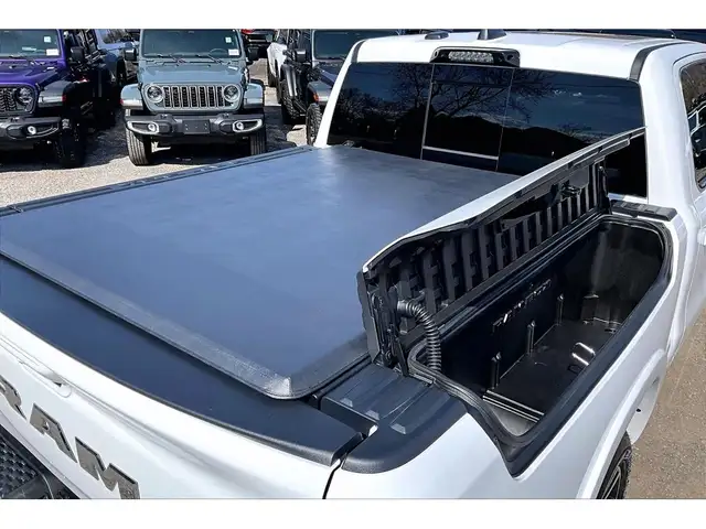 2025 Ram 1500 Longhorn | Fully Loaded | Level A | Panoroof | 4X4 - Photo 22